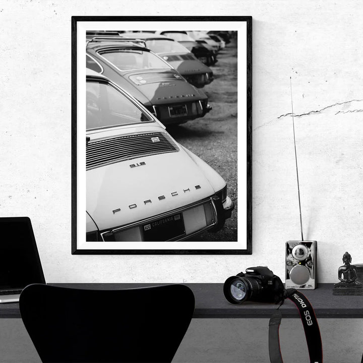 Portrait of Middle Ages Black and White Sports Car Posters and Prints Canvas Painting Wall Art Pictures Home Bar Room Decoration